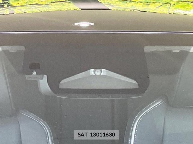 Toyota PRIUS 2023-11 8220222-5