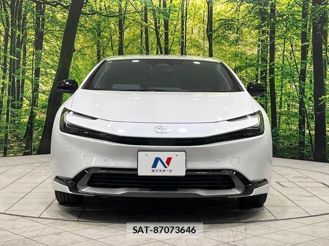 Toyota PRIUS 2024-03 8220261-14