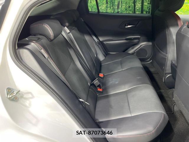 Toyota PRIUS 2024-03 8220261-9