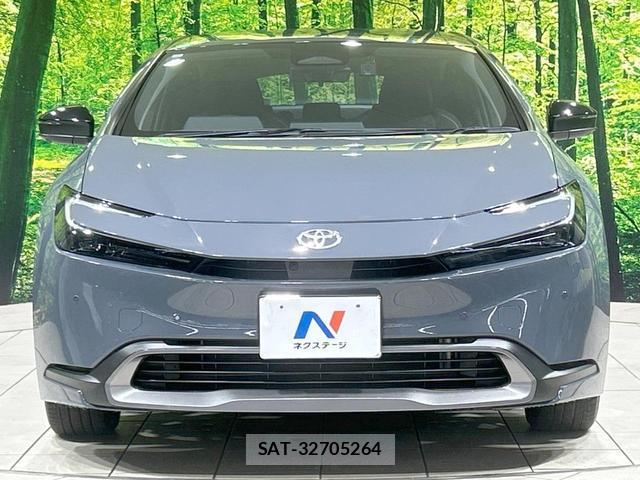 Toyota PRIUS 2023-10 8220278-13