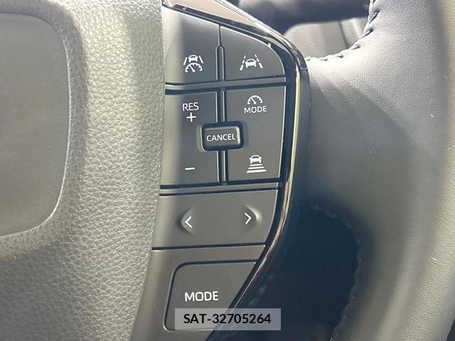 Toyota PRIUS 2023-10 8220278-4