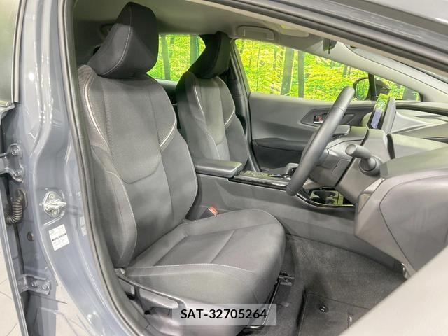 Toyota PRIUS 2023-10 8220278-7