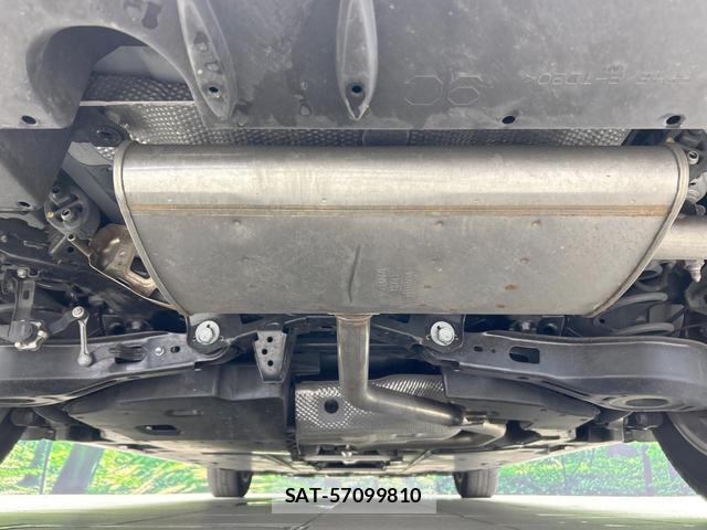 Toyota PRIUS 2022-03 8220291-18