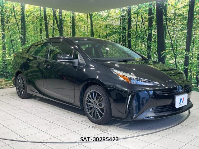 Toyota PRIUS 2022-03 8220414-15