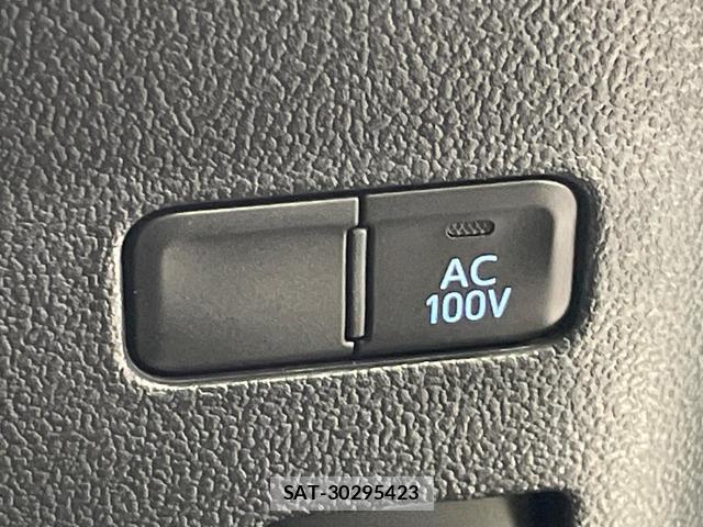 Toyota PRIUS 2022-03 8220414-6