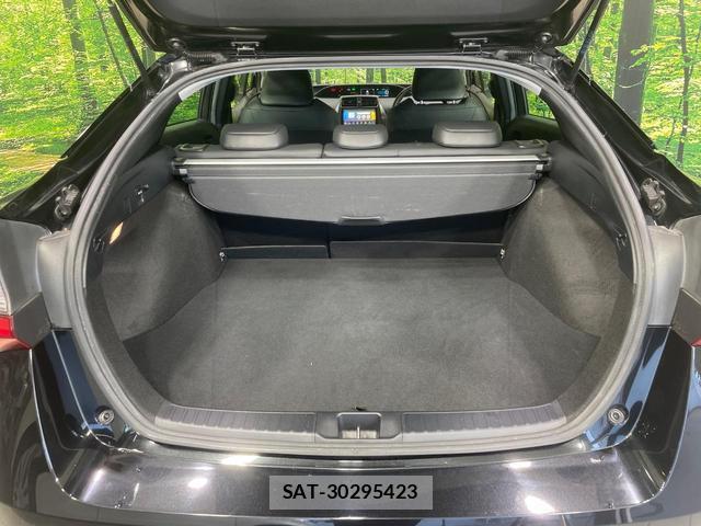 Toyota PRIUS 2022-03 8220414-9
