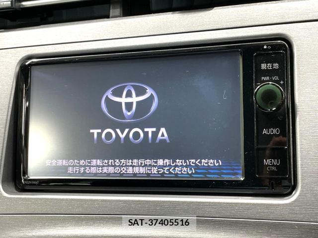Toyota PRIUS 2015-03 8220532-2