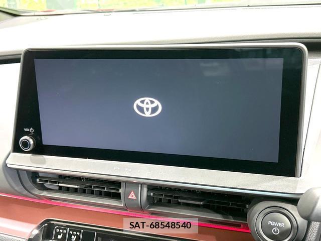 Toyota PRIUS 2023-08 8220560-2
