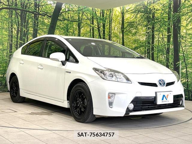 Toyota PRIUS 2014-05 8220563-15