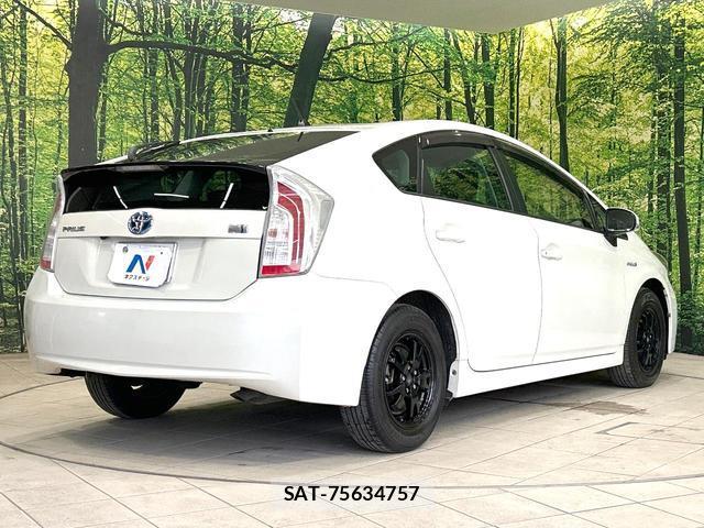 Toyota PRIUS 2014-05 8220563-16