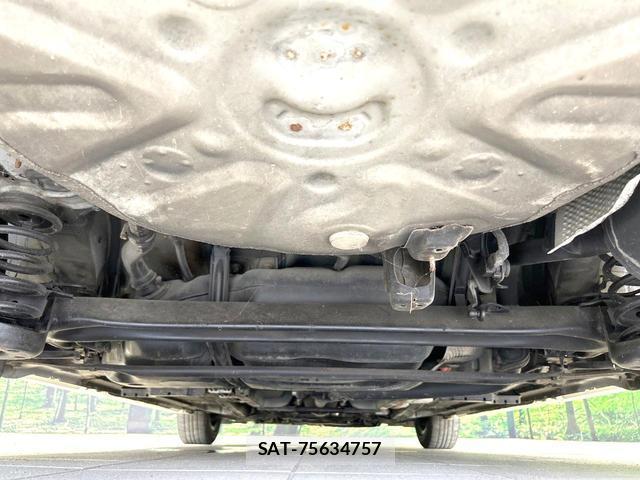 Toyota PRIUS 2014-05 8220563-18