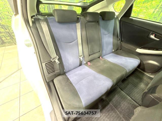 Toyota PRIUS 2014-05 8220563-9
