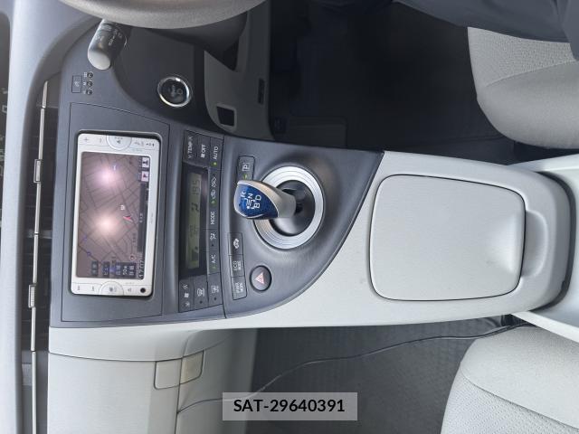 Toyota PRIUS 2010-06 8220614-15