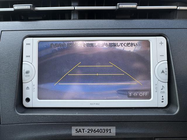 Toyota PRIUS 2010-06 8220614-16