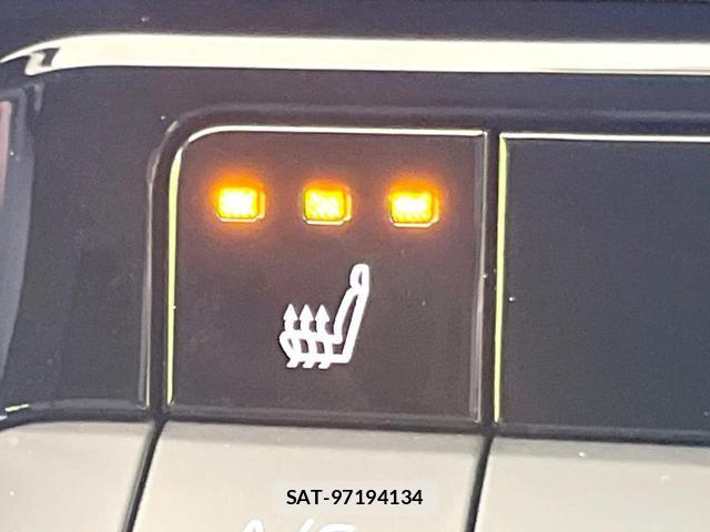 Toyota PRIUS 2024-11 8220967-4
