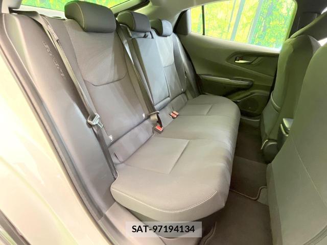 Toyota PRIUS 2024-11 8220967-9