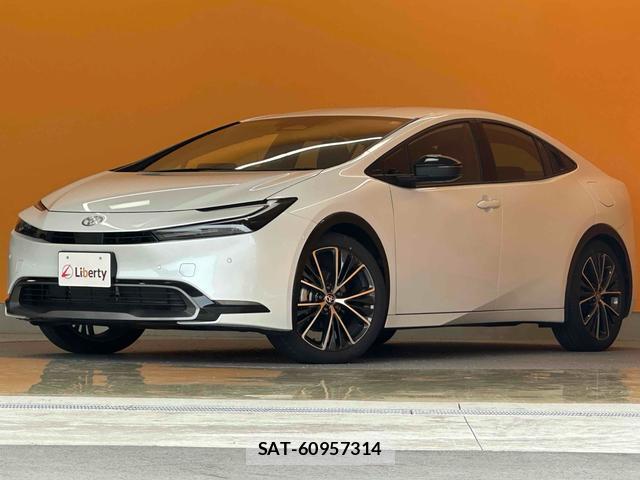 Toyota PRIUS 2024-11 8221043-1