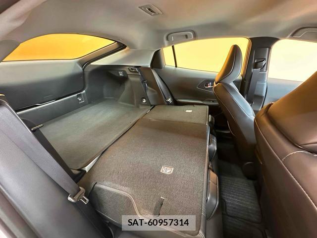 Toyota PRIUS 2024-11 8221043-17