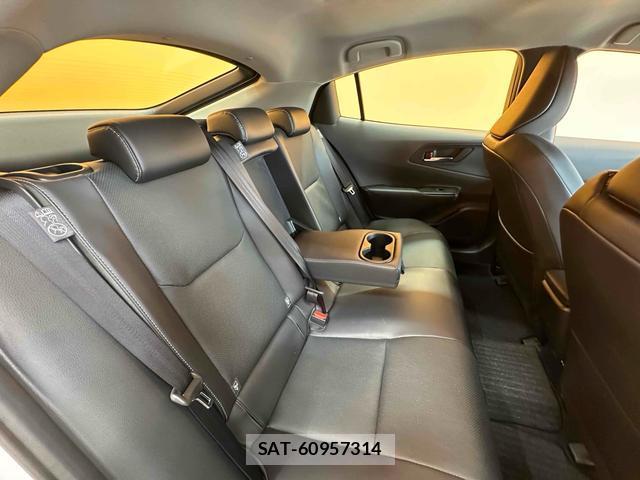 Toyota PRIUS 2024-11 8221043-19