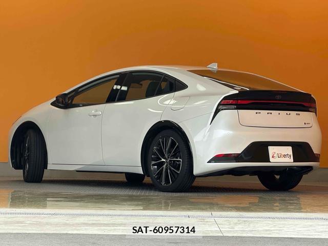 Toyota PRIUS 2024-11 8221043-3