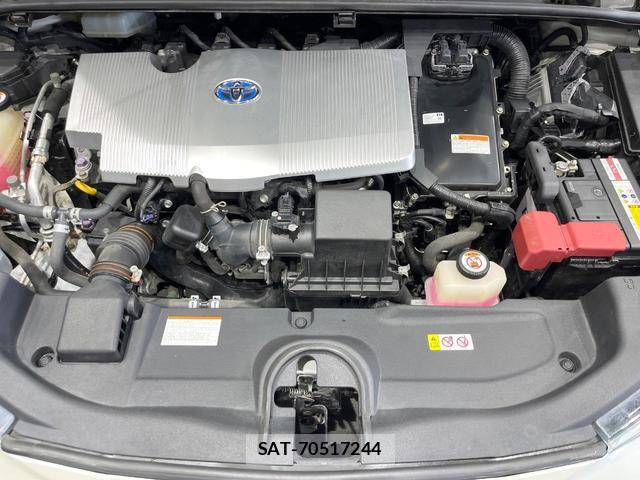 Toyota PRIUS 2018-06 8221092-17