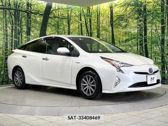 Toyota PRIUS 2016-06 8221096-15