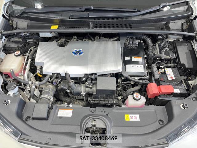 Toyota PRIUS 2016-06 8221096-17