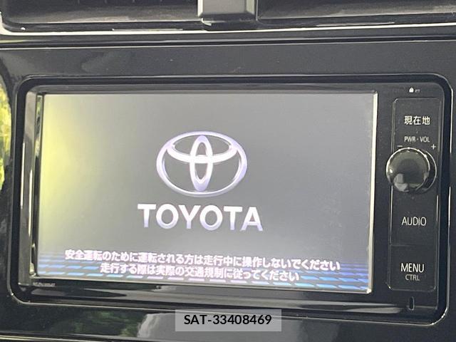 Toyota PRIUS 2016-06 8221096-2