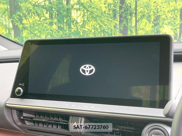 Toyota PRIUS 2023-06 8221228-3