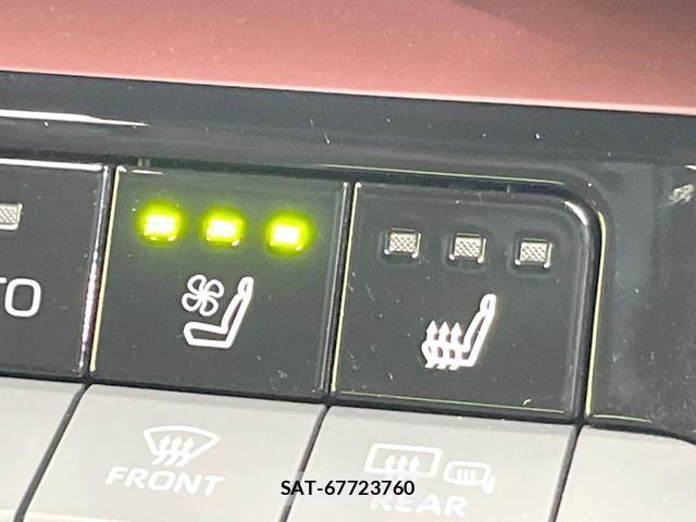Toyota PRIUS 2023-06 8221228-5