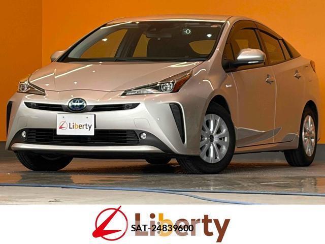 Toyota PRIUS 2019-08 8221301-0