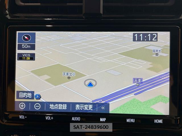 Toyota PRIUS 2019-08 8221301-1