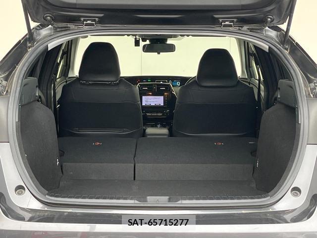 Toyota PRIUS 2020-03 8221349-11