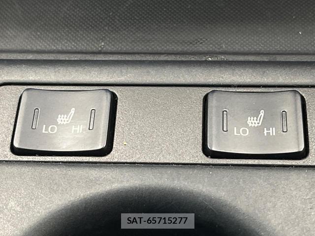 Toyota PRIUS 2020-03 8221349-5