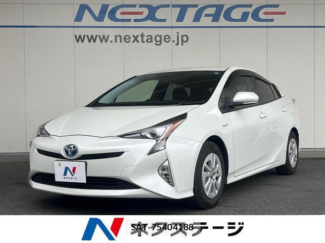 Toyota PRIUS 2016-05 8221350-0