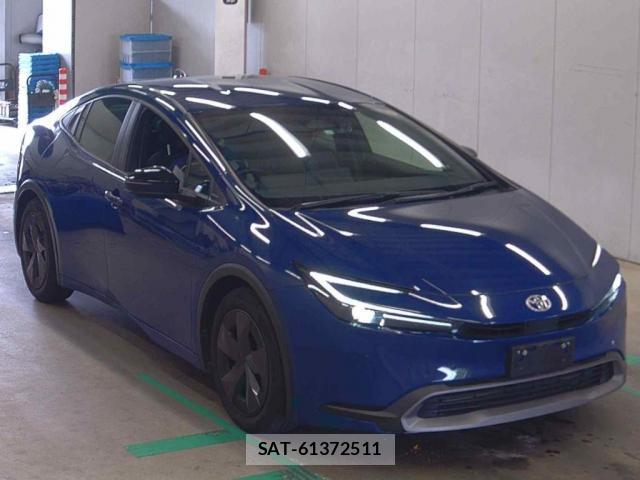 Toyota PRIUS 2023-05 8221422-0