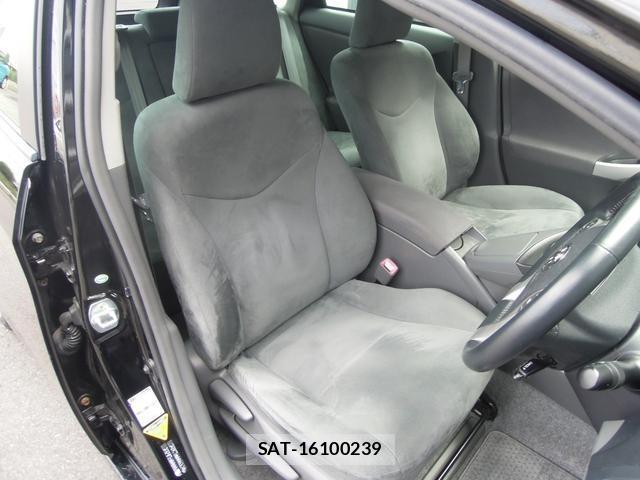 Toyota PRIUS 2009-06 8221735-12