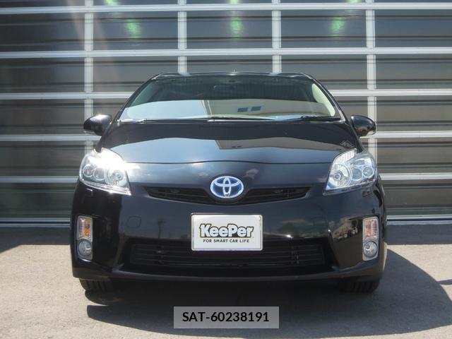 Toyota PRIUS 2010-04 8221736-1