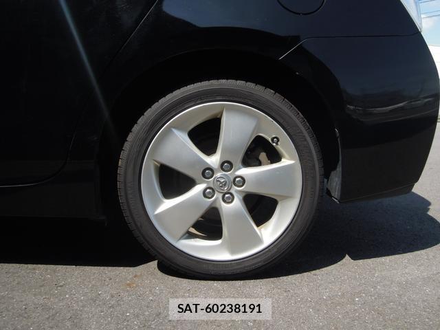 Toyota PRIUS 2010-04 8221736-19