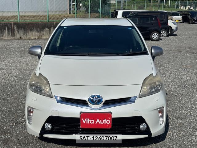 Toyota PRIUS 2012-12 8221882-11