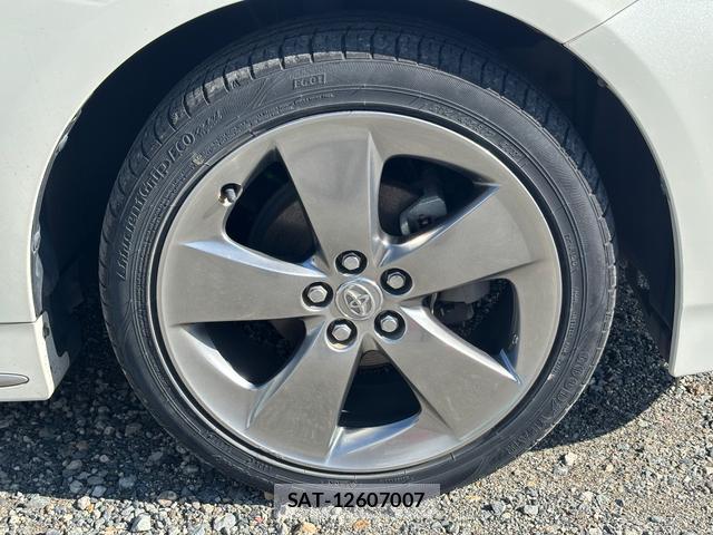 Toyota PRIUS 2012-12 8221882-5