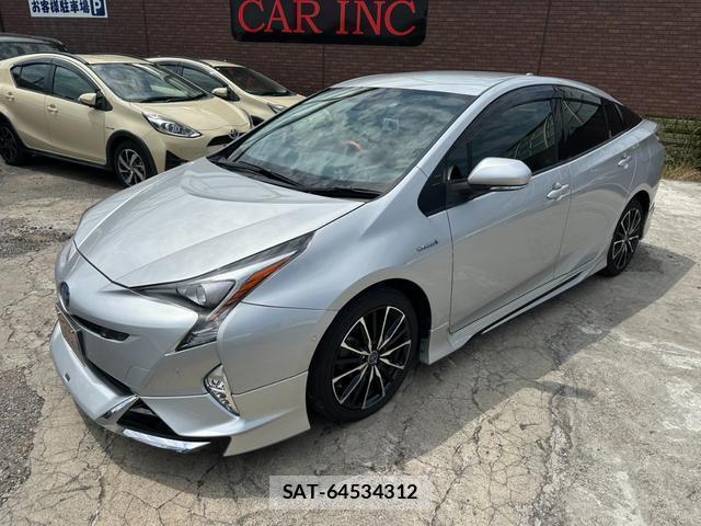 Toyota PRIUS 2017-11 8221946-11
