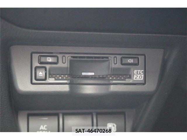 Toyota PRIUS 2023-06 8222098-4