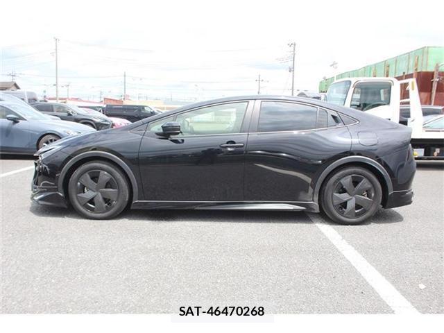Toyota PRIUS 2023-06 8222098-6