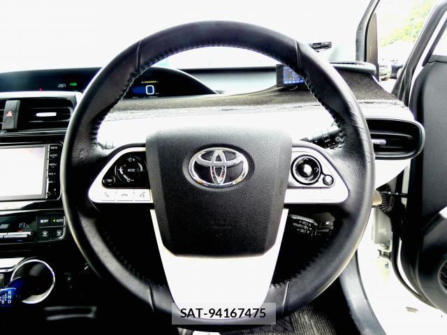 Toyota PRIUS 2016-04 8222146-6