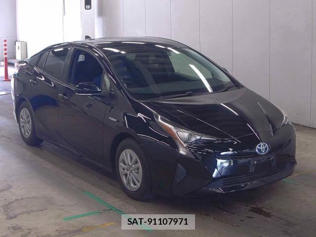Toyota PRIUS 2017-10 8222225-0