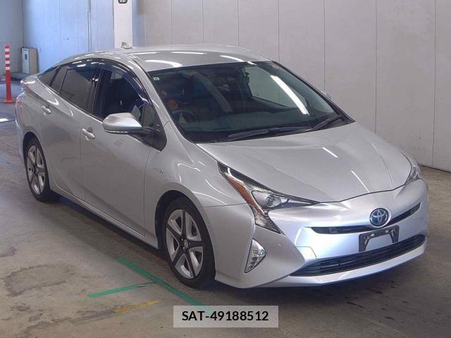 Toyota PRIUS 2015-12 8222239-0