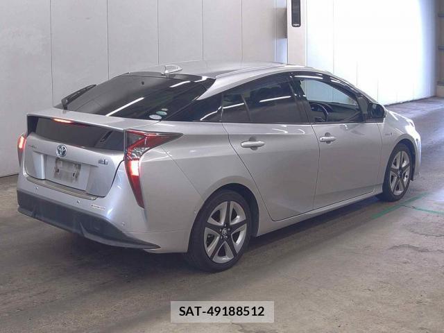 Toyota PRIUS 2015-12 8222239-4