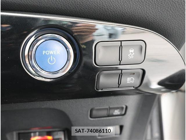 Toyota PRIUS 2021-08 8222436-11