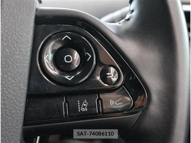 Toyota PRIUS 2021-08 8222436-13